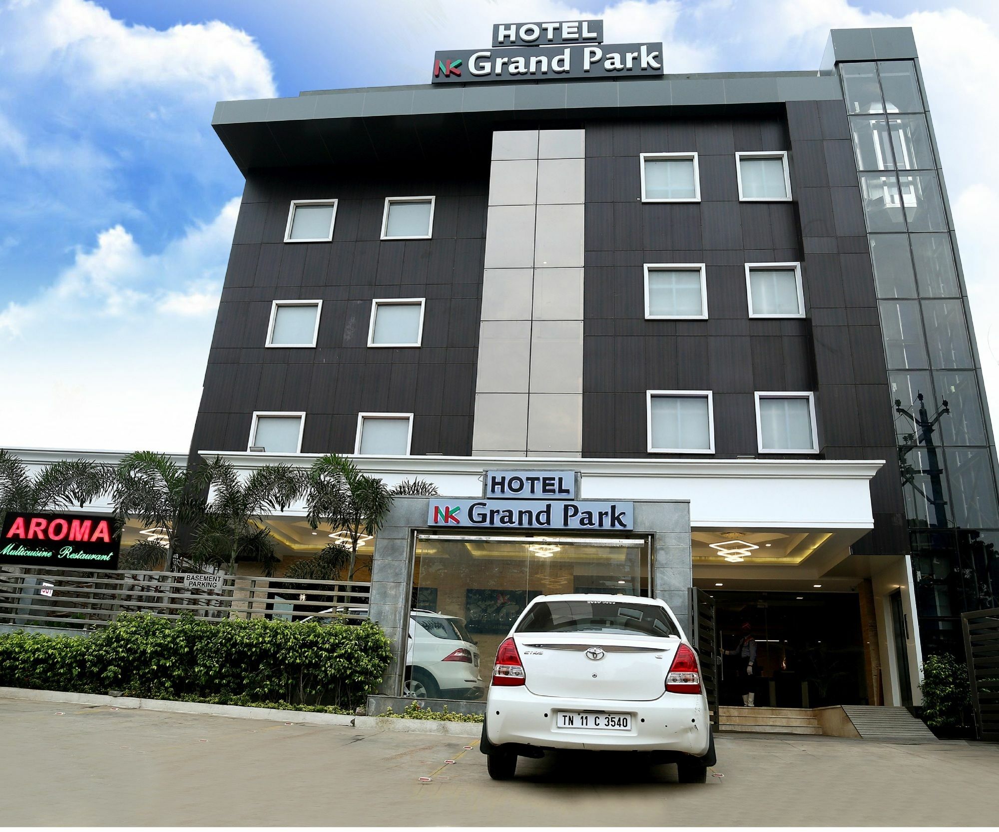 Hotel Nk Grand Park Airport Hotel Ченнаї Екстер'єр фото